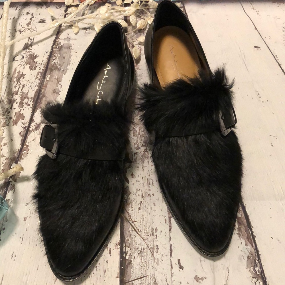Host pick! Ashley Cole Lila Loafer with faux fur - Picture 2 of 3